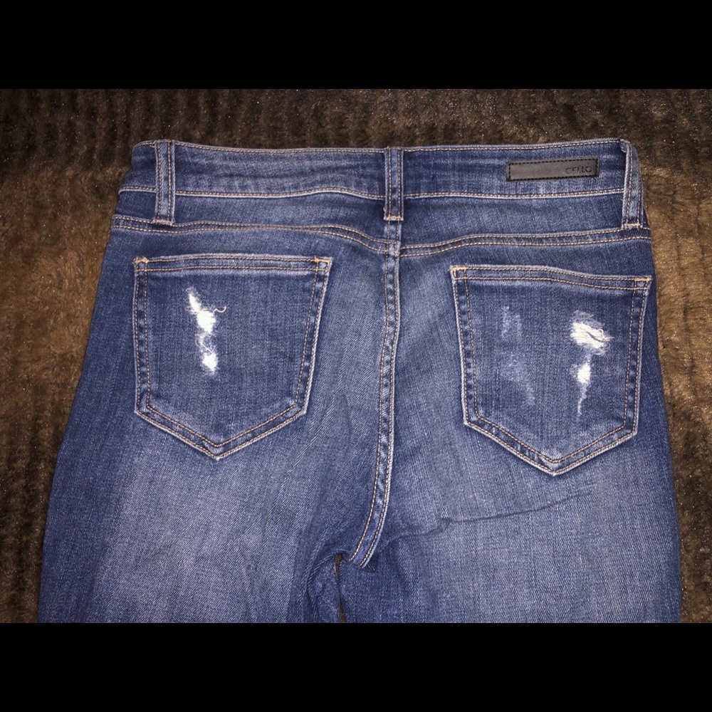Jeans - Picture 6 of 7